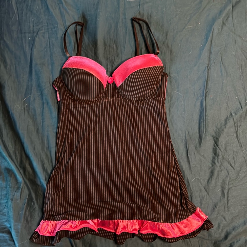 Native Intimates neglige in 34B.